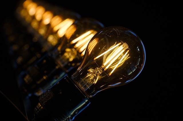 LED žárovka E27 v závislosti na teplotě chromatičnosti